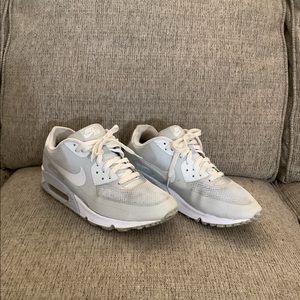 Mens Nike Air Max shoes-size 10 1/2